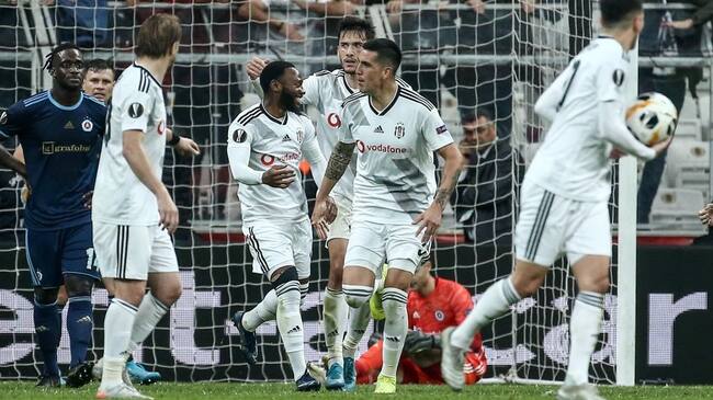ISTANBUL, TURKEY - NOVEMBER 28: Enzo Roco (2nd R) of Besiktas celebrates with his team mates after scoring a goal during the UEFA Europa League Group K match between Besiktas and Slovan Bratislava at Vodafone Park in Istanbul, Turkey on November 28, 2019. (Photo by Onur Coban/Anadolu Agency via Getty Images)