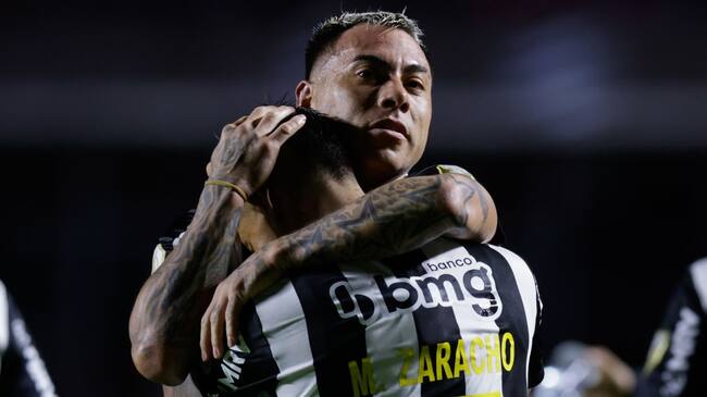 El milimétrico gol que le anularon a Eduardo Vargas en la derrota de Atlético Mineiro ante Botafogo