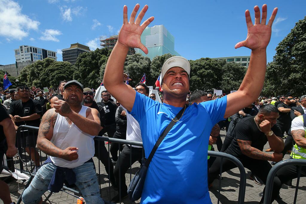 Personas protestan contra las medidas sanitarias en Nueva Zelanda
