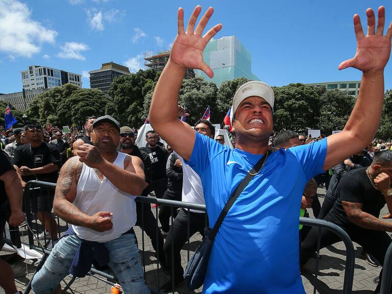 Personas protestan contra las medidas sanitarias en Nueva Zelanda