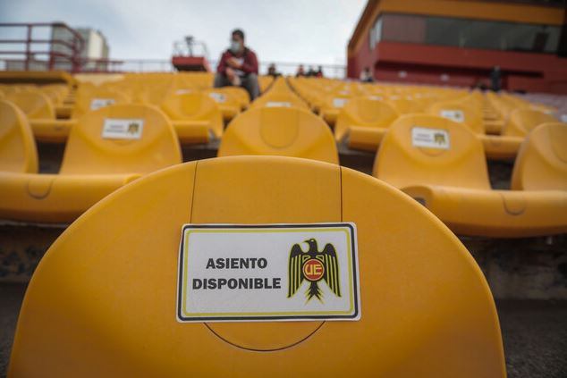 Así llegaron los hinchas a Santa Laura para el primer partido con público en Santiago