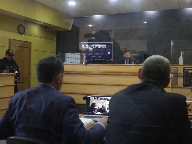 Agencia Uno | Control de detención de Luis Castillo en el Tribunal Oral en lo Penal de Copiapó