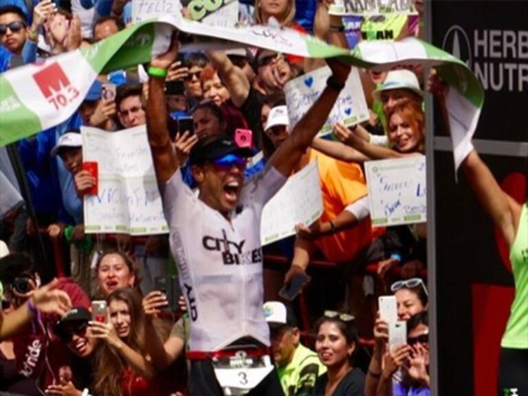Santiago Ascenco fue el ganador del IronMan 70.3 de Pucón