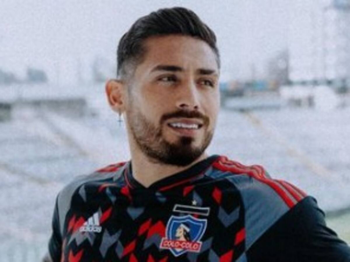 «Háganse respetar»: nueva camiseta de Colo Colo provoca indignación y fuertes críticas de hinchas albos