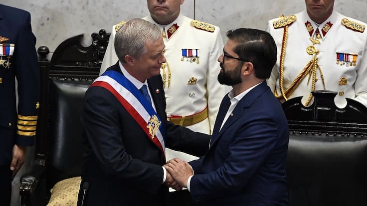 Gabriel Boric confirma que le entregó carta a Presidente Kast durante cambio de mando 2026