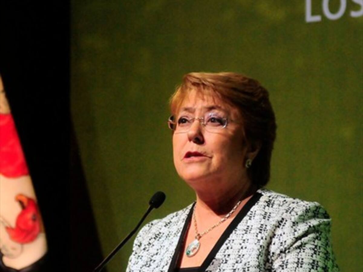 Bachelet defendió su legado económico: «Invertir en las personas no es gastar plata»