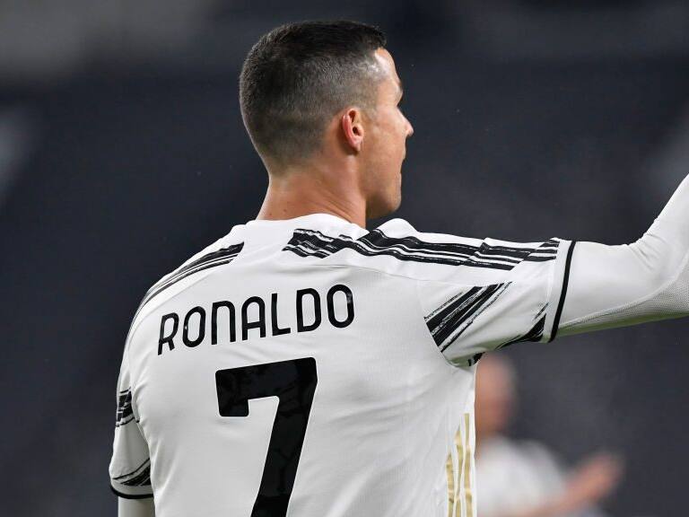 TURIN, ITALY - JANUARY 03: Cristiano Ronaldo of Juventus FC celebrates a third goal during the Serie A match between Juventus and Udinese Calcio at on January 3, 2021 in Turin, Italy. (Photo by Stefano Guidi/Getty Images)