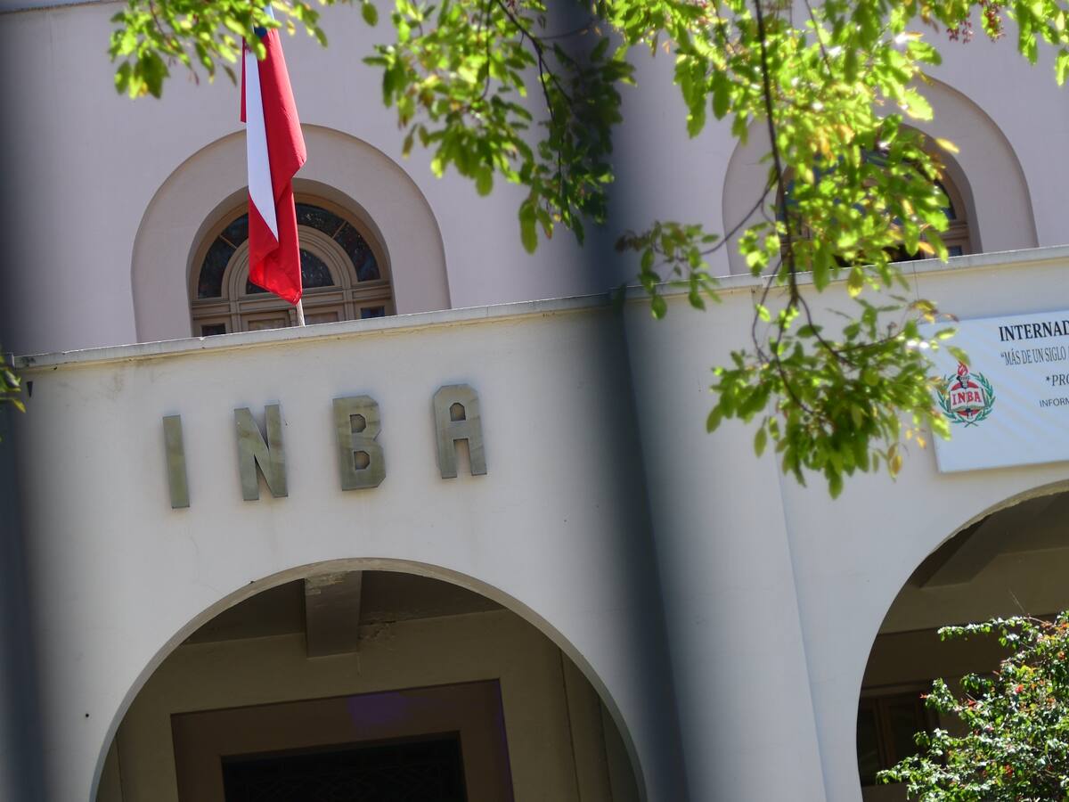 INBA anuncia suspensión de clases para este lunes tras explosión que dejó a más de 30 estudiantes heridos