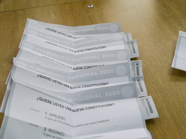 Autorizarán a votar sin sacar permiso especial en comunas en cuarentena