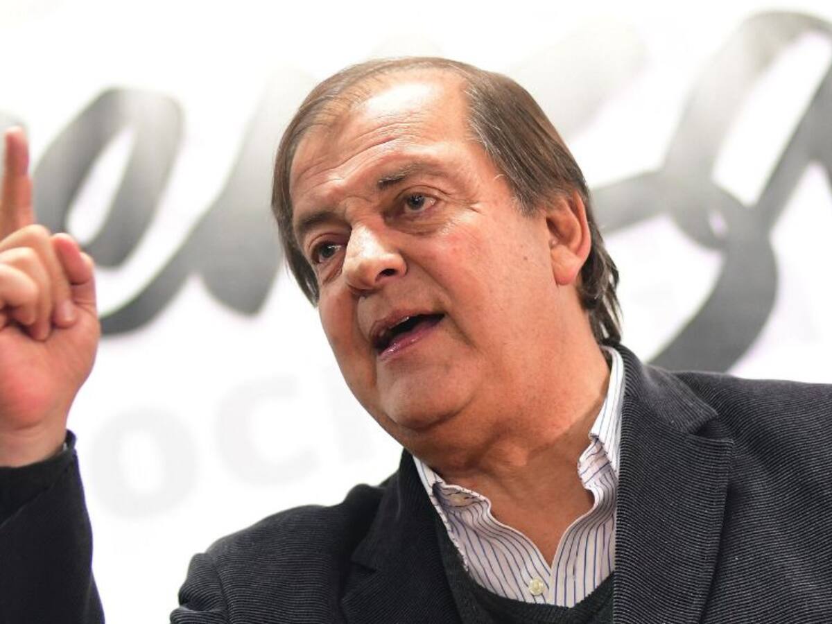 “La derecha anda con colitis”: exministro Francisco Vidal ante posible tercera candidatura de Michelle Bachelet