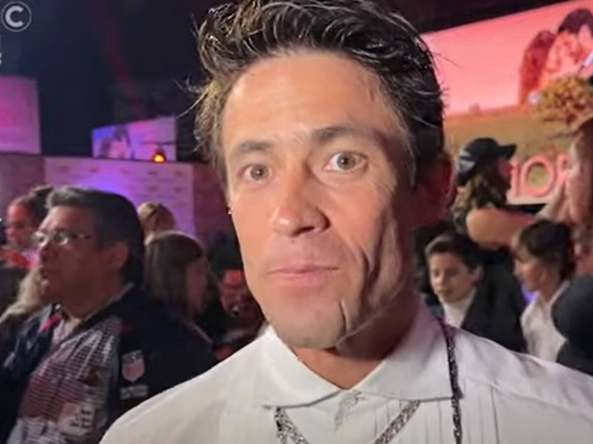 “Se pegó el show”: Tiago Correa recibe burlescos dardos por extraña forma de hablar en entrevista