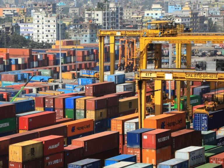 Niño queda encerrado en contenedor mientras jugaba a las escondidas en Bangladesh: fue encontrado en Malasia