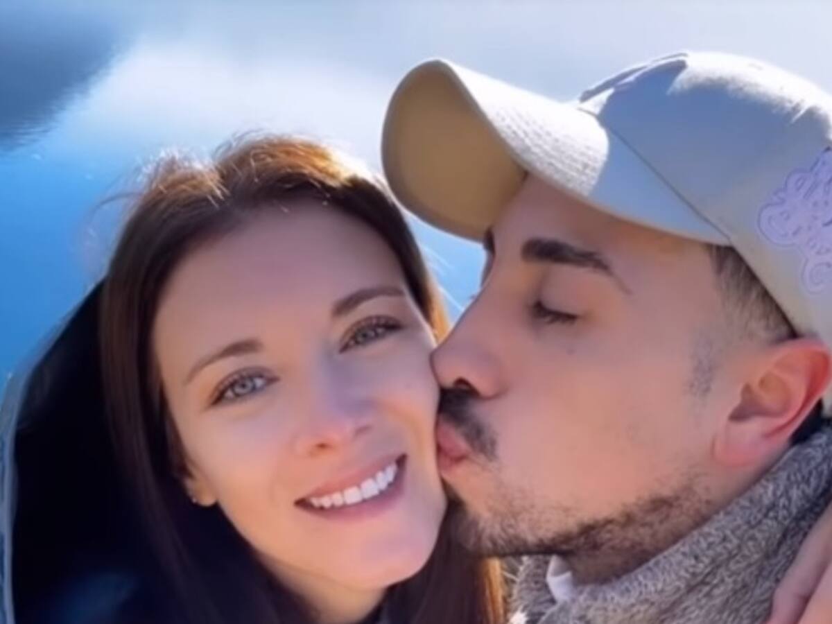 “Mejor compañero”: Carla Jara y Diego Urrutia dejan atrás la controversia por críticas de exparejas del humorista y viajan al extranjero juntos