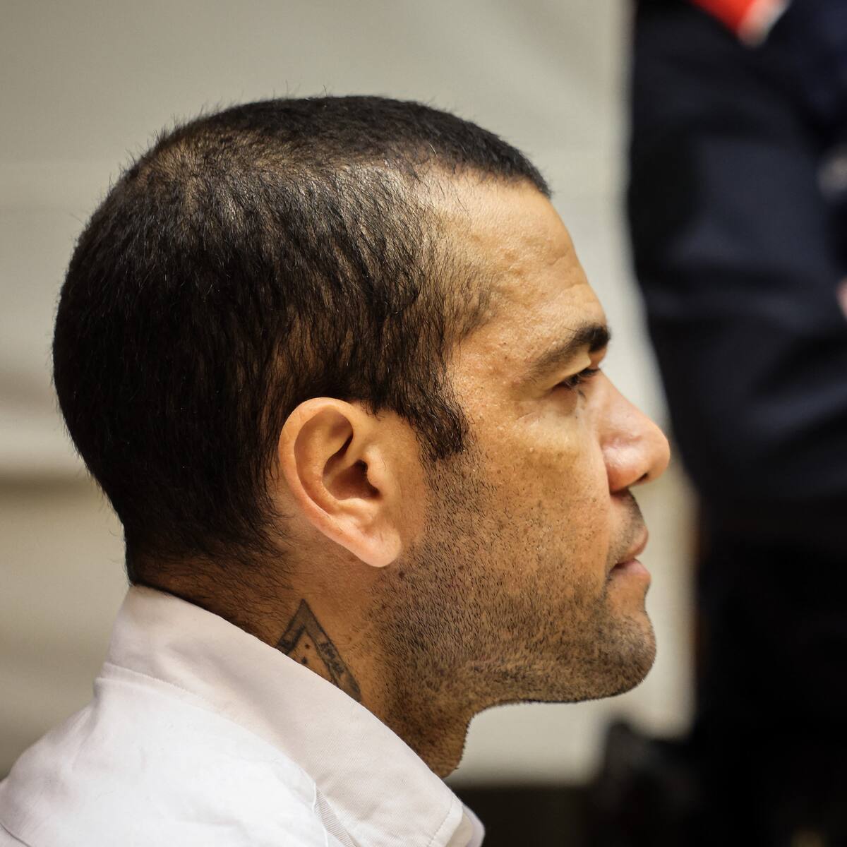 Dani Alves es condenado en España a cuatro años y seis meses de cárcel tras ser acusado de violación