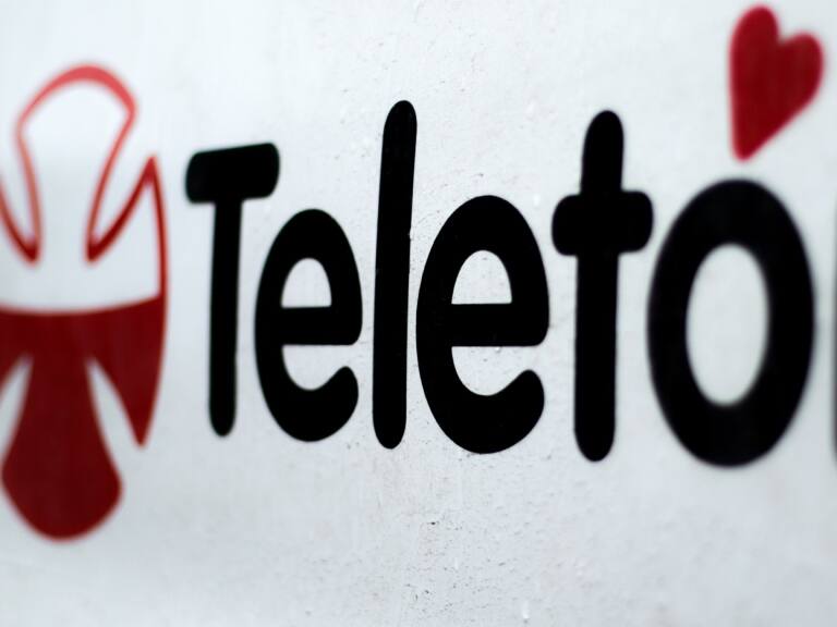 ¿Cuánto dinero recaudó la Teletón el año pasado en Chile y cuál es la meta para este 2023?