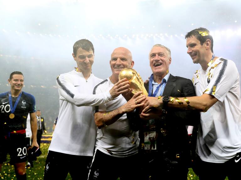 “Terminará allí porque debe terminar en algún momento”: Didier Deschamps confirma cuándo dejará de ser DT de Francia