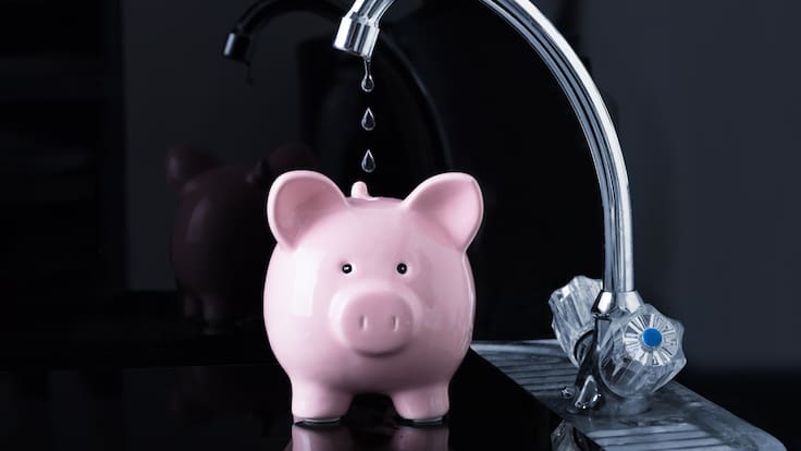 Dispositivos para reducir el consumo de agua en hogares: Gobierno entregará 19 mil en Santiago