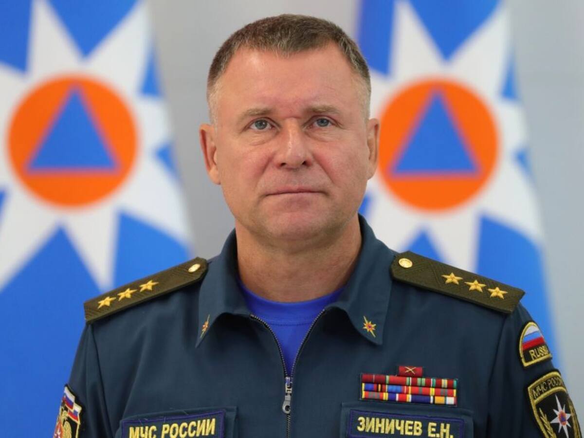 Ministro de emergencias de Rusia murió al caer a un acantilado durante una grabación en el Ártico