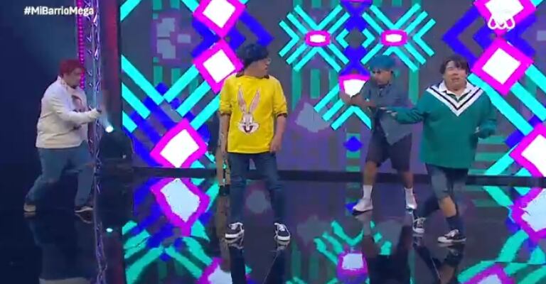Parte de la parodia a BTS