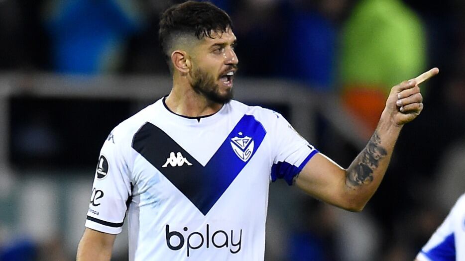 Colo Colo se adelanta a Cruzeiro con su oferta formal por Matías de los Santos: en Macul esperan el "sí" de Vélez