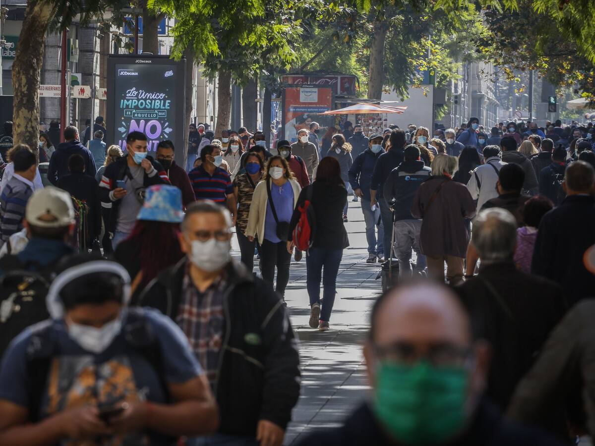 Fase 3: Minsal explica razones para avance de toda la Región Metropolitana