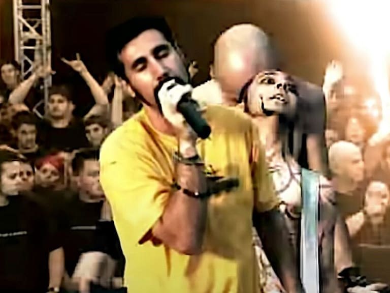 «Chop Suey!» de SOAD es elegida como la mejor canción de metal del siglo XXI