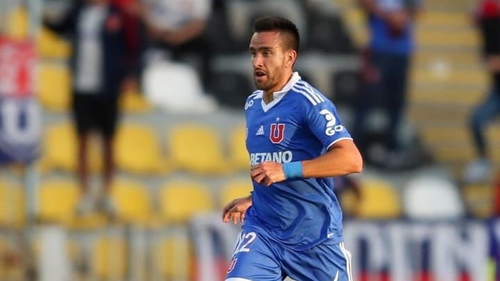 Matías Zaldivia no se preocupa de las pifias en su debut con la U: "Estoy muy cómodo en el club; solo pienso en el equipo"