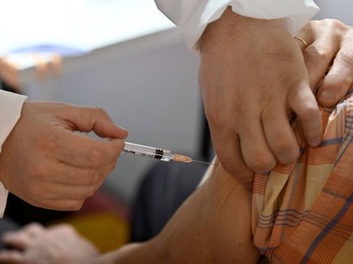 ¡Ojo! Tomar este medicamento antes de la vacuna contra el coronavirus podría disminuir su efectividad