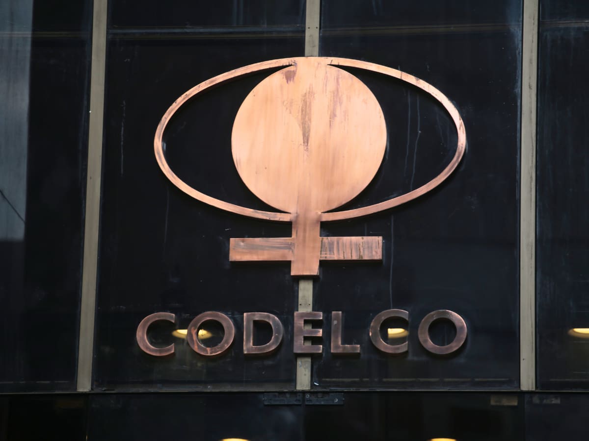 “Consolidar un equipo ejecutivo”: Codelco oficializa reestructuración estratégica en medio de cuestionamientos
