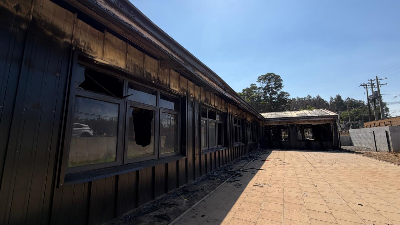 Escuela quemada en Punta Parra