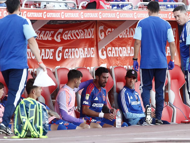 El primer cara a cara de Gago con los hinchas azules y la pesadilla de Lucero: el lado B de la caída de la U ante La Calera