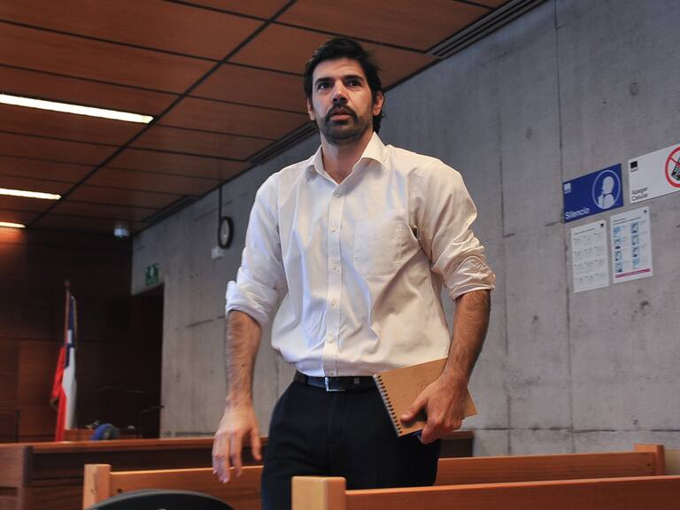 18 DE DICIEMBRE DE 2024 / SANTIAGOEl Noveno Juzgado de Garantía de Santiago evaluó las medidas cautelares de la ex alcaldesa de Maipú, Cathy Barriga, y decidió revocar la prisión preventiva que cumplía en el Centro Penitenciario Femenino de San Miguel.
FOTO: VICTOR HUENANTE / AGENCIAUNO