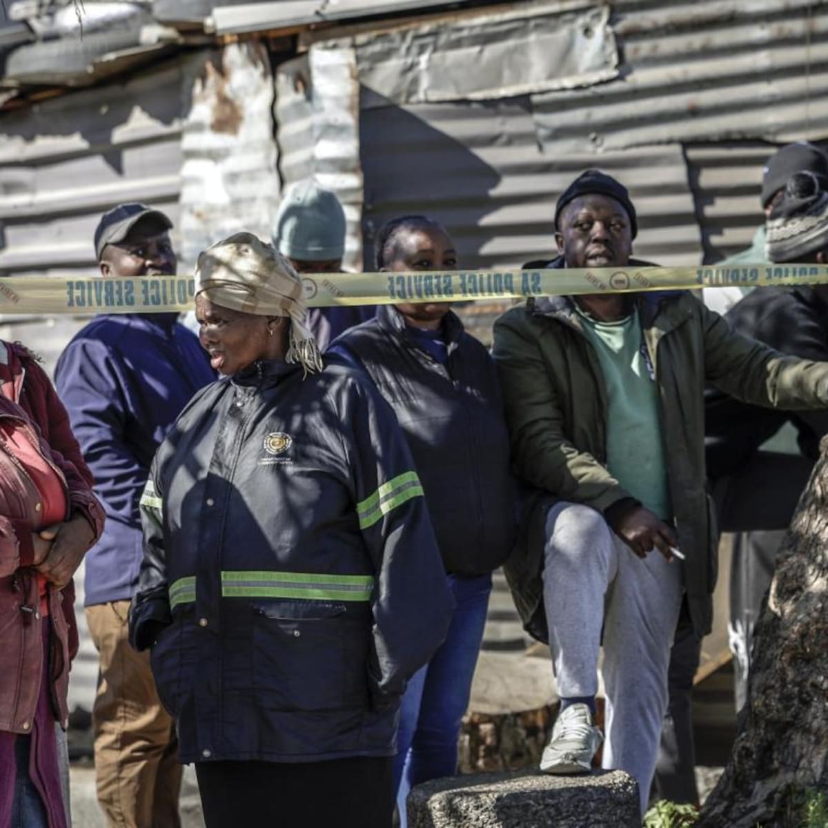 Dos tiroteos dejan al menos 27 muertos y 26 heridos en Sudáfrica