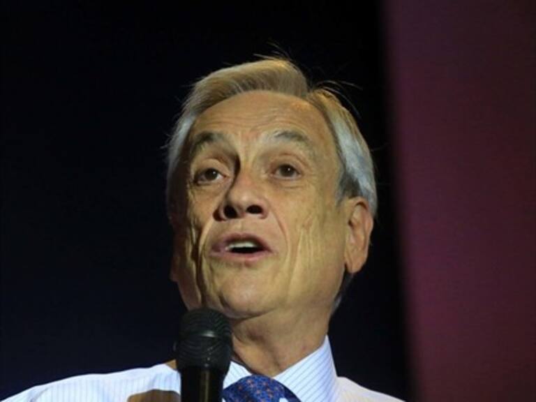 Sebastián Piñera aseguró que «el odio y la violencia» reaparecieron en calles y en el Congreso