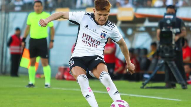 Leonardo Gil respalda la eventual salida de Gabriel Suazo: "Cuando los jugadores están en un gran momento, tienen que aprovechar"