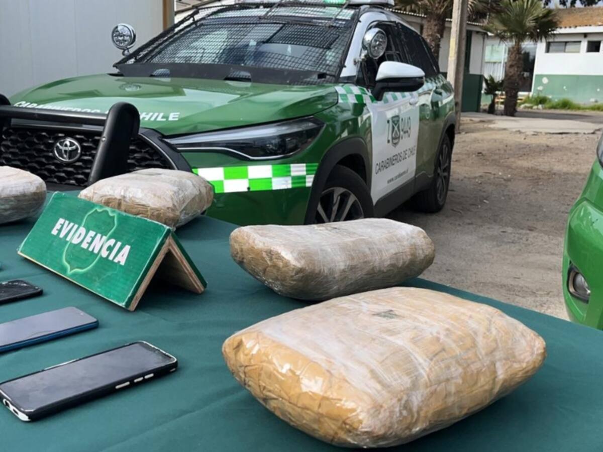 Más de 70 kilos de droga en una camioneta: dos detenidos deja control policial en la región de Coquimbo