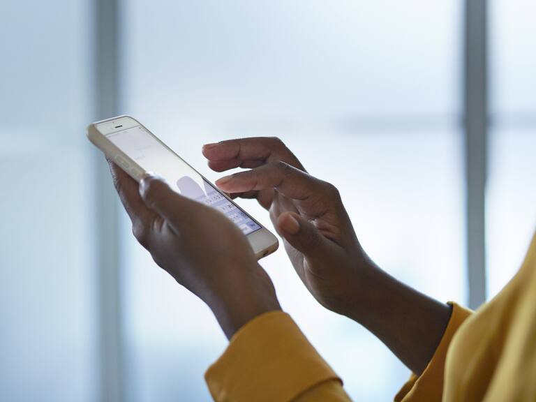 uso de app para monitoreo de infectados por coronavirus