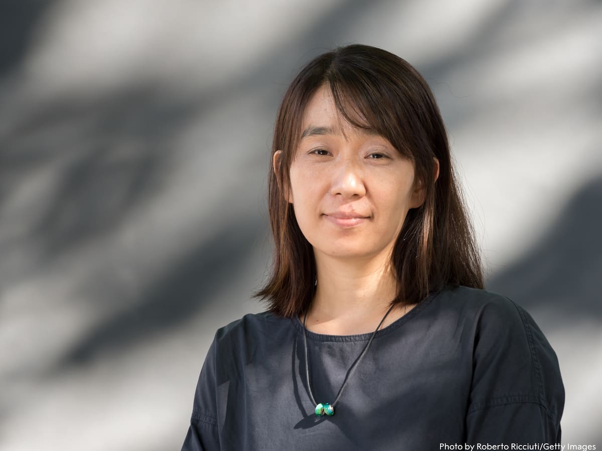 Premio Nobel de Literatura 2024 se queda en surcorea: esta es la escritora galardonada con el prestigioso reconocimiento internacional