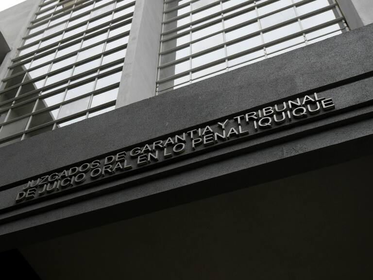 Caso luminarias: dos exconcejales y un exseremi condenados quedan en libertad en Iquique