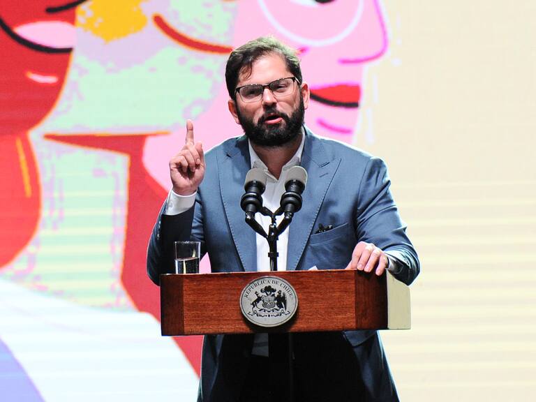 Presidente Boric y Michelle Bachelet llaman a acuerdo transversal por pensiones: “Estos no son tiempos de gustitos políticos”