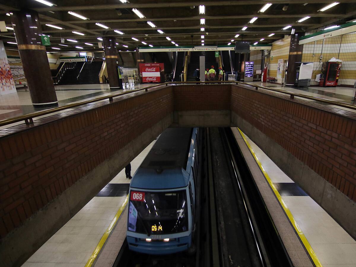 Estación Baquedano abrirá sus puertas este lunes 4 de mayo