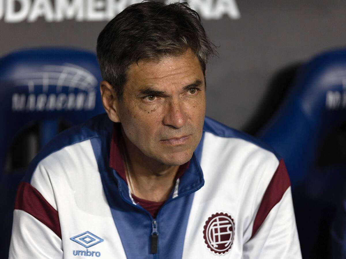 Mauricio Pellegrino elogia a la U antes de enfrentarlos por Copa Sudamericana: “El nivel de exigencia será top”