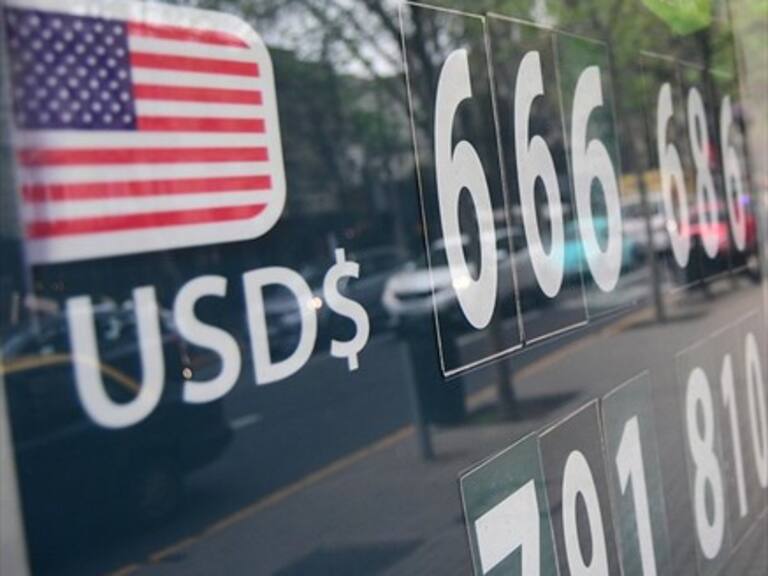 Cae el dólar por acuerdo entre China y Estados Unidos