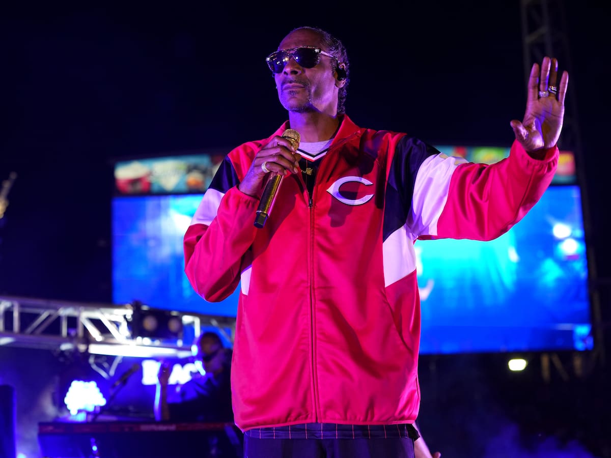 Snoop Dogg reveló que tiene “miedo” de llevar a sus nietos al cine tras una polémica escena en una película de Pixar