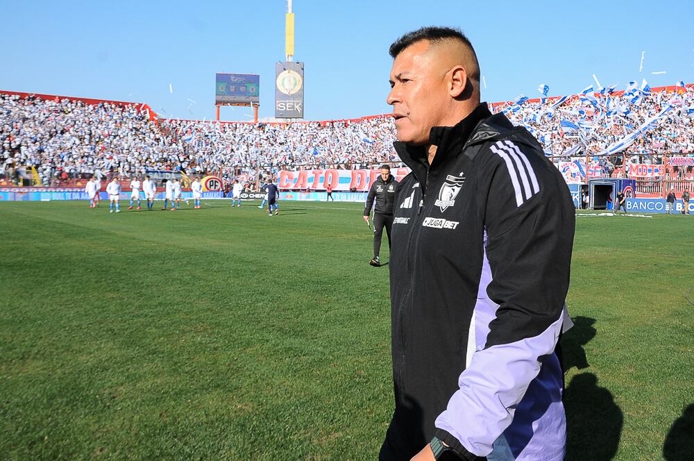 ¿Almirón seguirá en Colo Colo si pierde el Superclásico?
