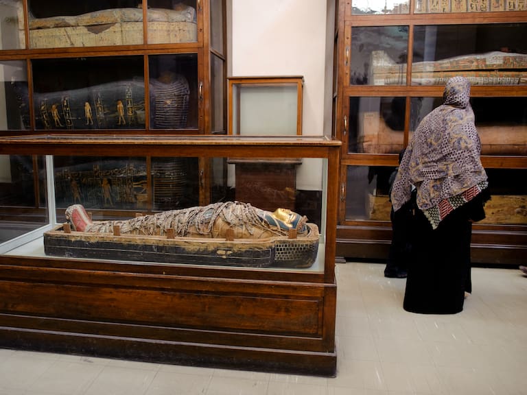 Egipto revela un misterio histórico: descubren La Ilíada de Homero dentro de una momia