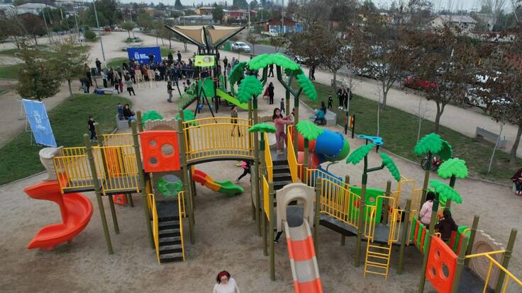 Recuperación de espacios en la región Metropolitana: mejoran casi 70 plazas y áreas verdes en San Bernardo