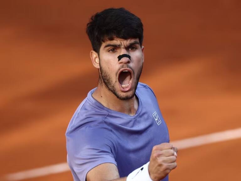 ¡El verdadero número uno! Carlos Alcaraz masacra a Jannik Sinner en su propia casa y se lleva a lo grande el Masters 1000 de Roma
