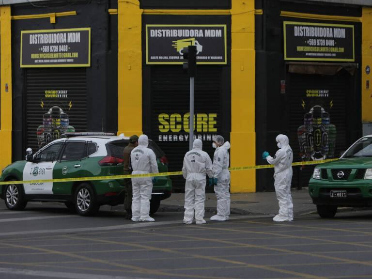 Encuentran restos de un cuerpo mutilado en una tercera locación del centro de Santiago