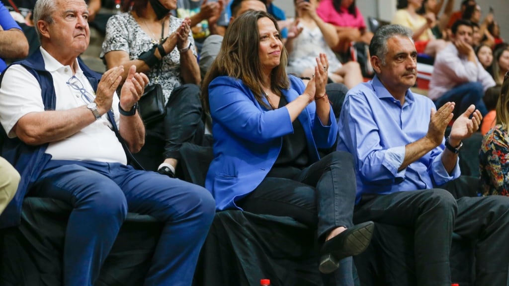 Alexandra Benado critica el precio de las entradas en el fútbol chileno: "Los clubes tienen que entender la situación en que está el país"